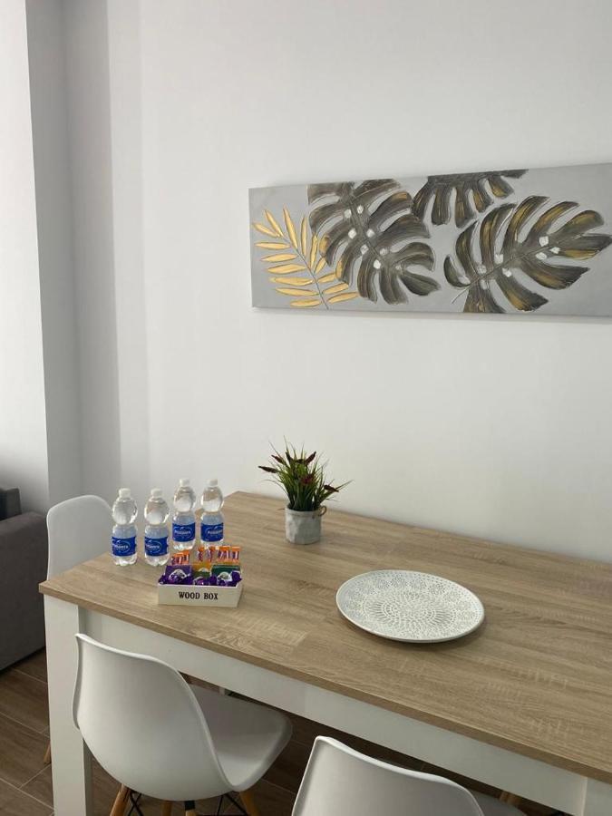 Apartamentos Marmoles Centro Málaga Buitenkant foto